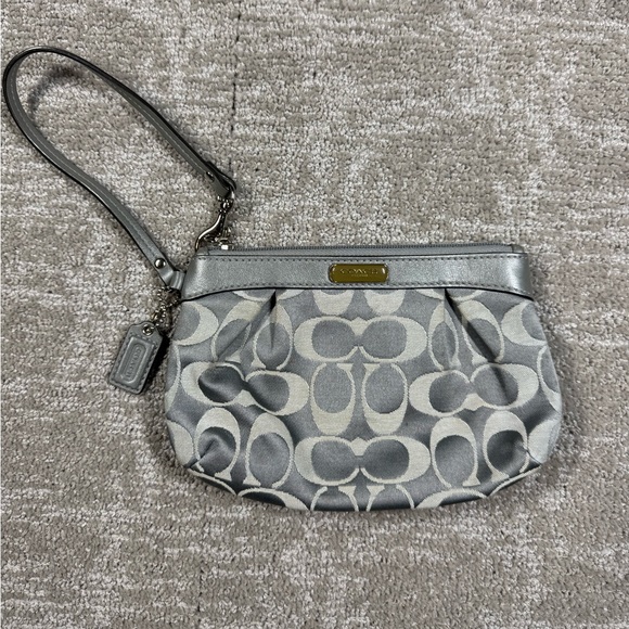 Coach Handbags - Coach Y2K Gray C Print Wristlet Wallet